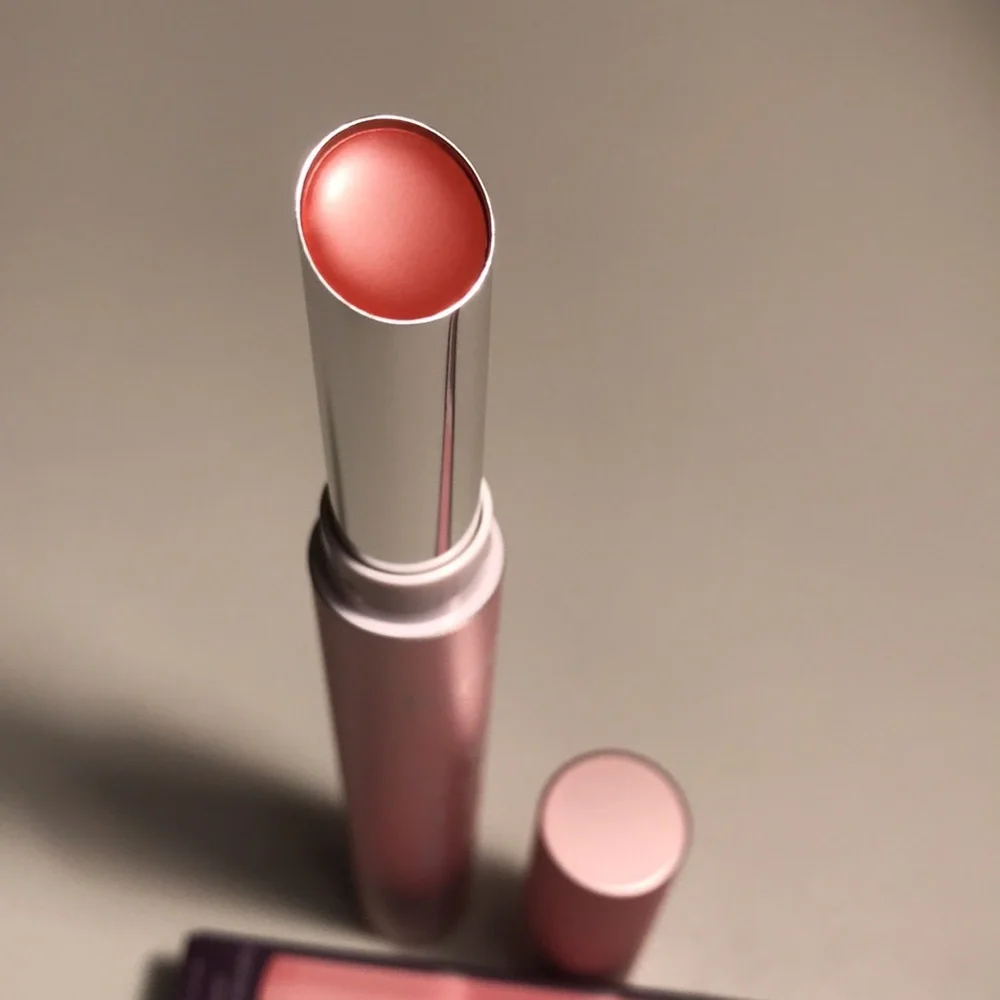 NEW Tarte maracuja juicy lip crème in peachy pink NEW